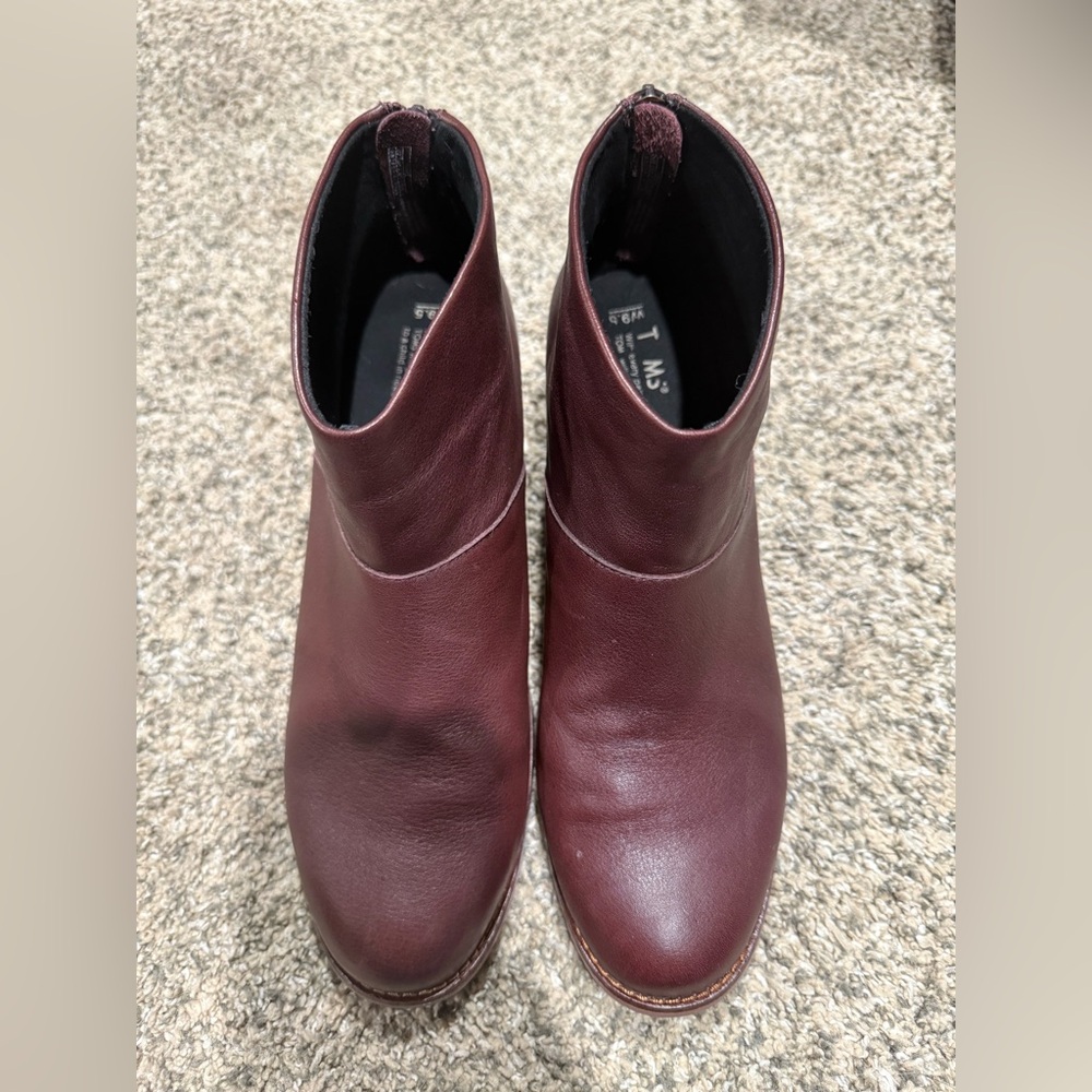 Toms Leila oxblood leather booties size 9.5